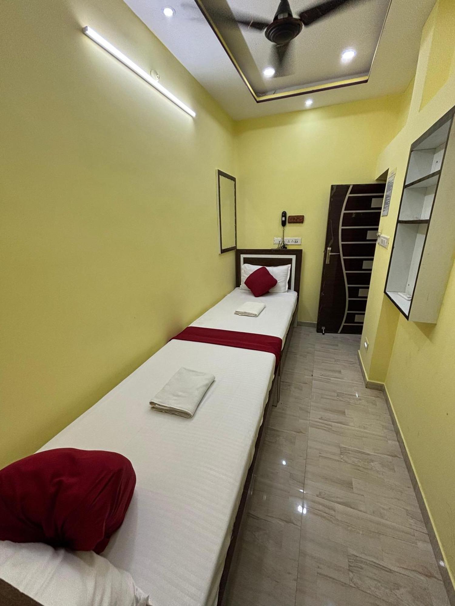 Hotel O Marquis Guest House Колката Екстер'єр фото